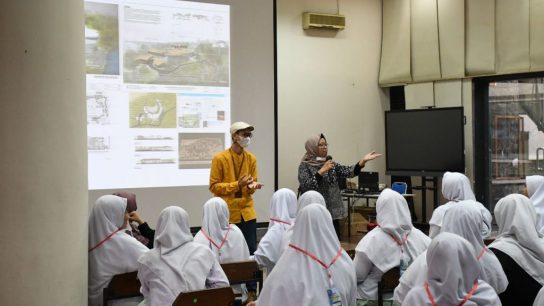 Sekolah Islam Full Day Membantu Meningkatkan Konsistensi Belajar Siswa Melalui Pembelajaran Intensif dan Lingkungan yang Positif.
