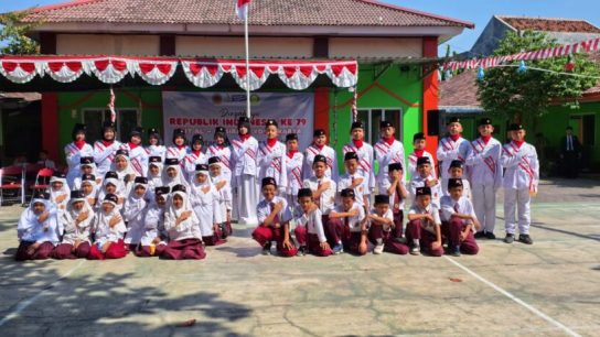 Manfaat Sekolah Islam Untuk Pembentukan Karakter Anak Usia Dini