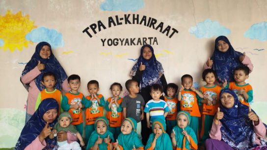 Nilai Agama dan Akhlak Moral Anak Usia Dini