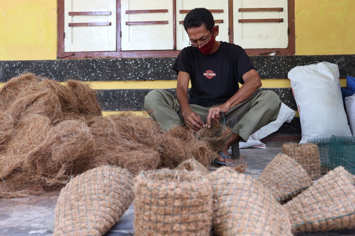 hasil olahan sabut kelapa