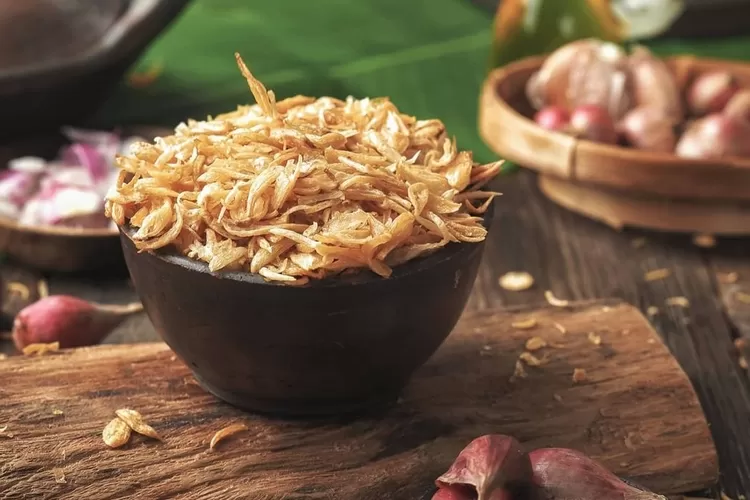 Cara membuat bawang goreng pedas
