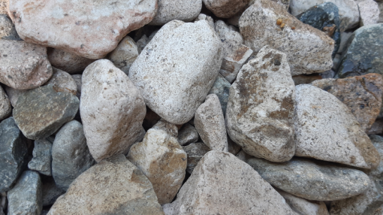 jenis batu untuk pondasi