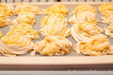 Usaha pembuatan mie basah