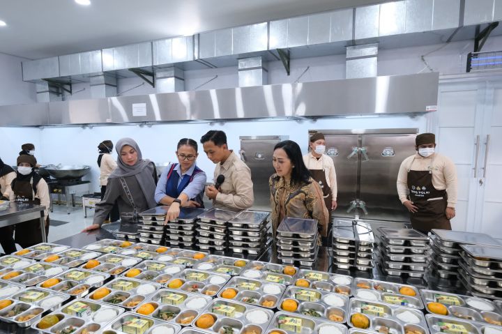 Monitoring Kualitas Bahan Mentah untuk Menjaga Nutrisi Makanan MBG