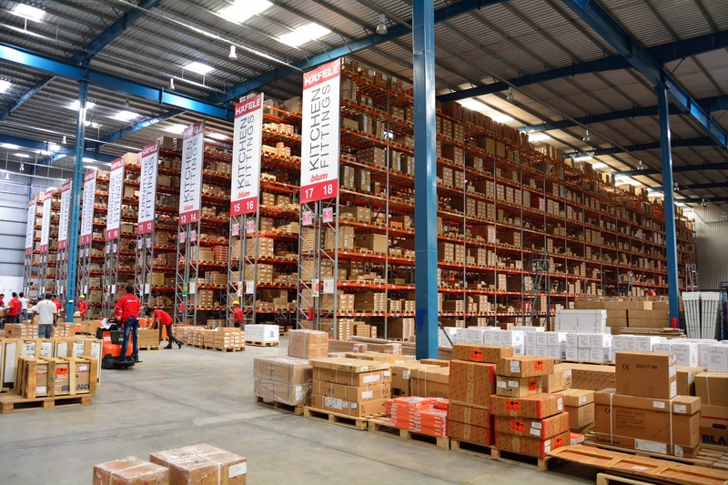 Manajemen penyimpanan bahan cair