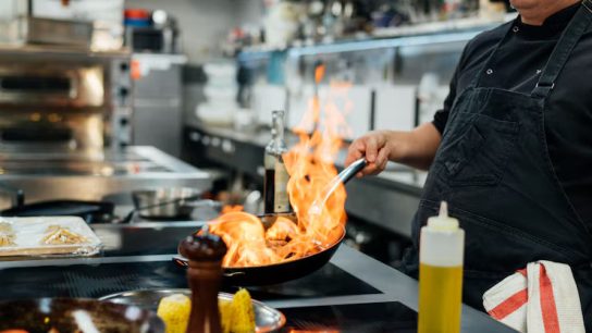 Manajemen penyajian makanan cepat