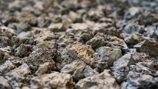 mesin crusher batu usaha konstruksi