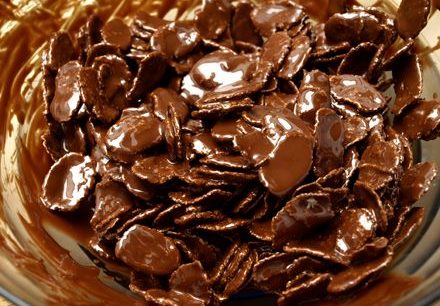 usaha keripik pisang coklat