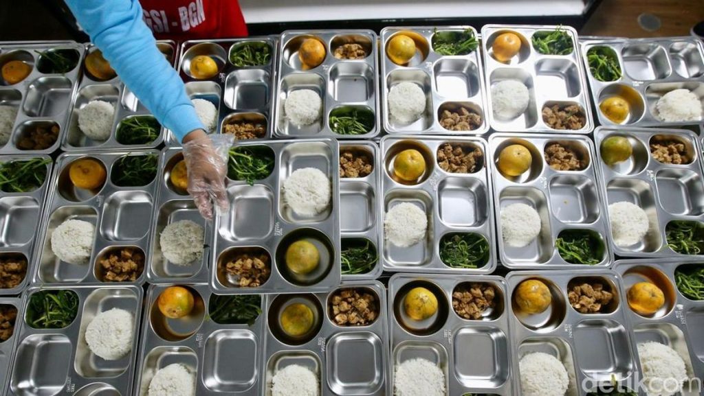 Optimalisasi Alur Persiapan Makanan Cepat Sistematis