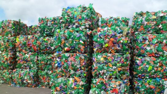 Usaha Pengolahan Sampah Plastik