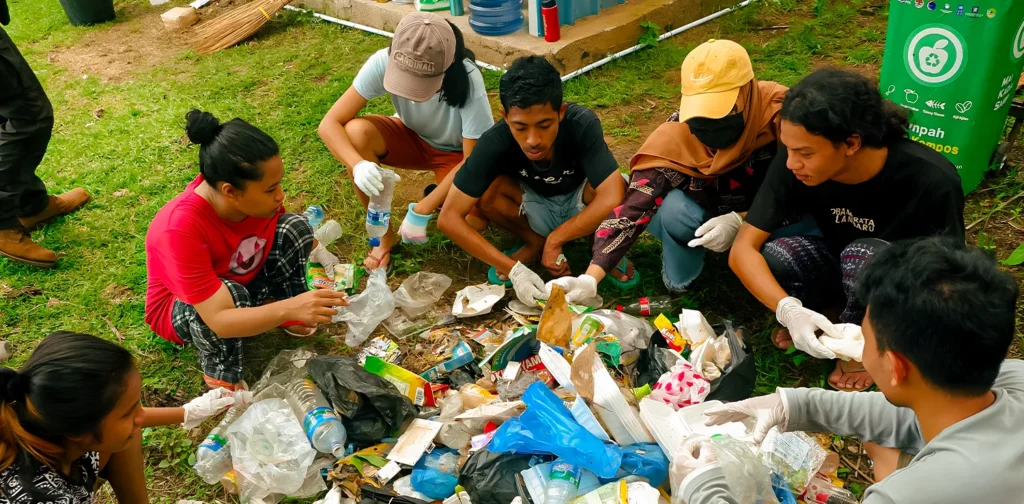 Usaha Pengelolaan Sampah Skala Kecil