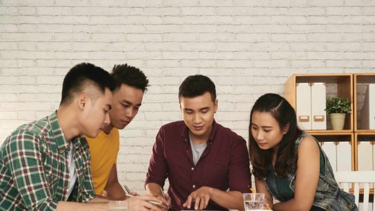 manfaat bekerja sama dalam kelompok